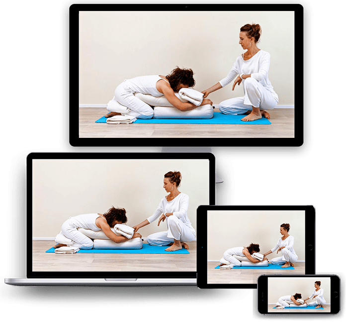 Formation de professeur de yoga postnatal en ligne